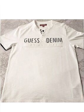 GUESS White Short sleeve
